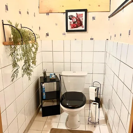 Semesterbostad L'echappee Huroise, Piscine Et Privatifs *