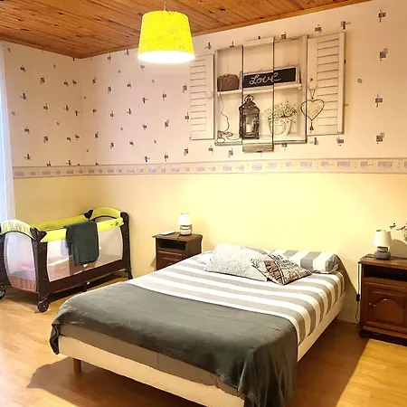 Holiday home L'echappee Huroise *