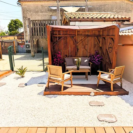 Holiday home L'echappee Huroise