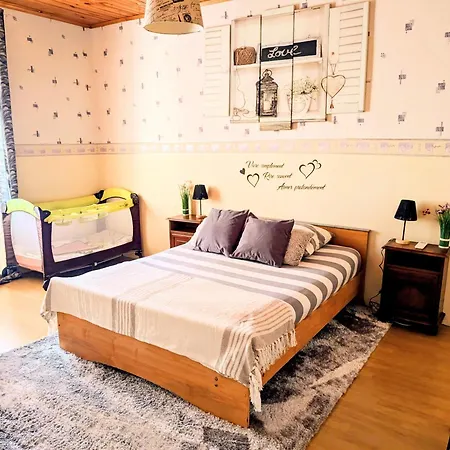 L'echappee Huroise, Piscine Et Privatifs Hure