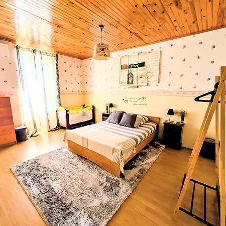 L'echappee Huroise, Piscine Et Privatifs Hure