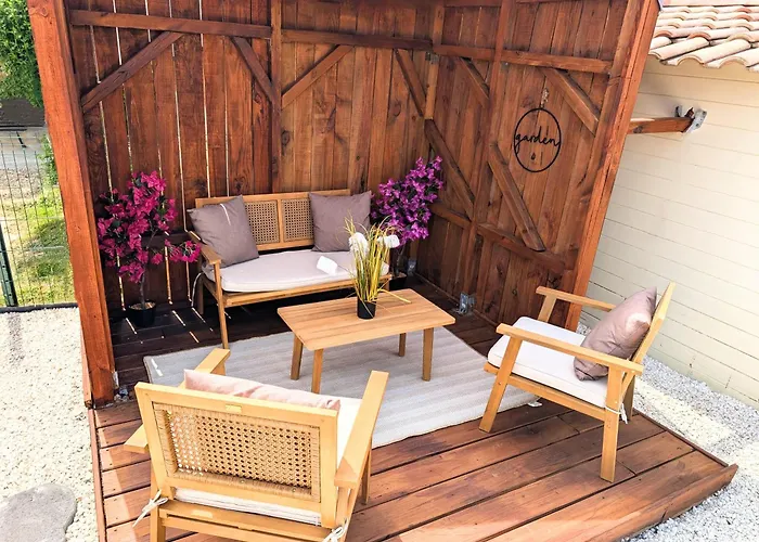 L'echappee Huroise, Piscine Et Privatifs بيت للعطل Hure