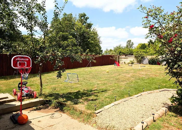 L'echappee Huroise, Piscine Et Privatifs