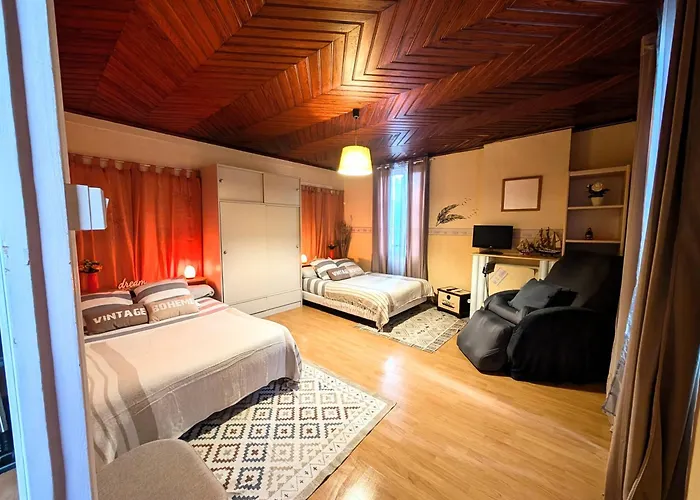 L'echappee Huroise, Piscine Et Privatifs بيت للعطل Hure