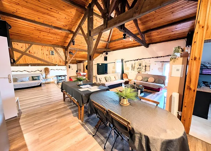 L'echappee Huroise, Piscine Et Privatifs